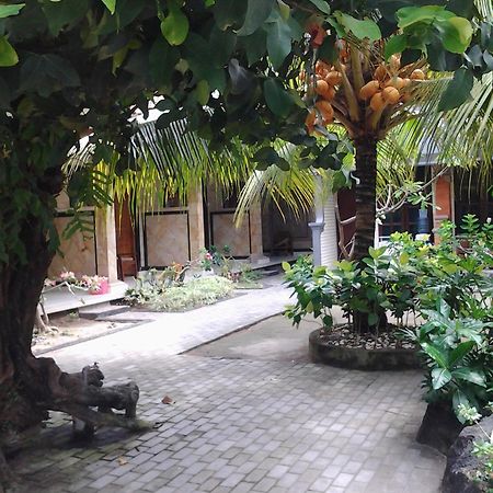 Mahendra Beach Inn Kuta Lombok Exterior foto