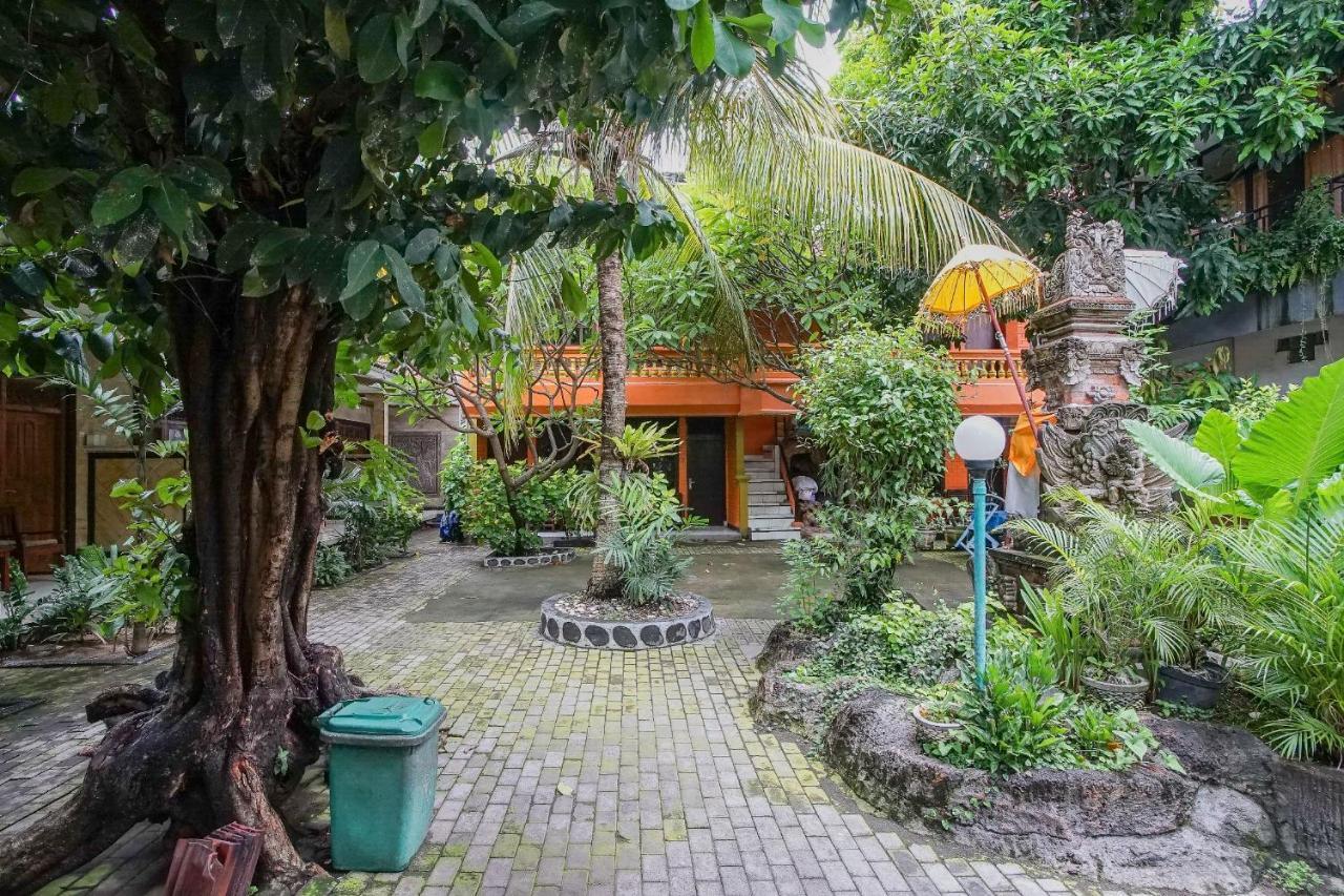Mahendra Beach Inn Kuta Lombok Exterior foto